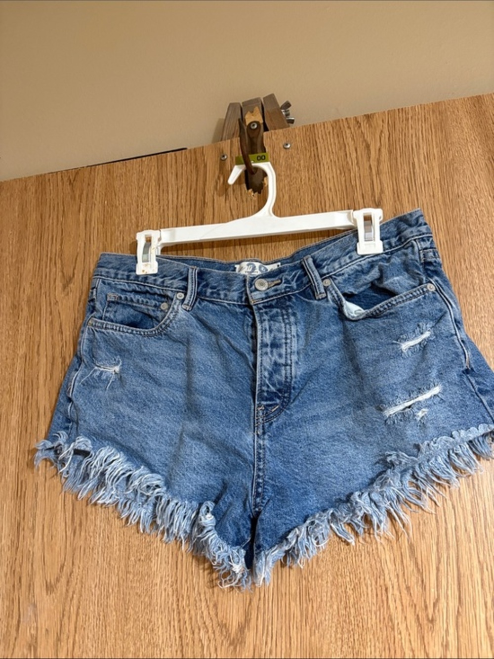 We The Free Distressed Frayed Hem Denim Shorts - Light Blue
